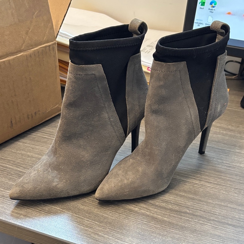 Jones New York Gray and Black Heeled Boots